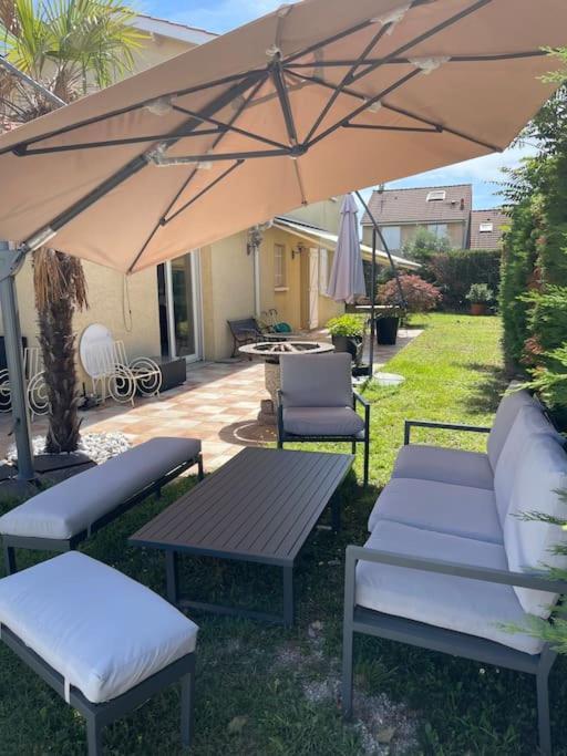 Villa Individuelle - Chassieu Esterno foto